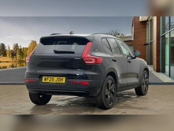 Used Volvo XC40 2025 for sale - 77363756: Photo