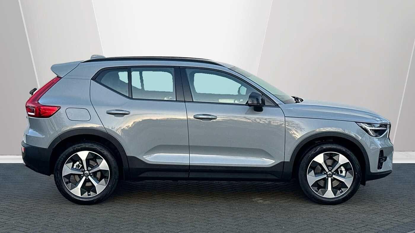Used Volvo XC40 2025 for sale - 77363755: Photo 3