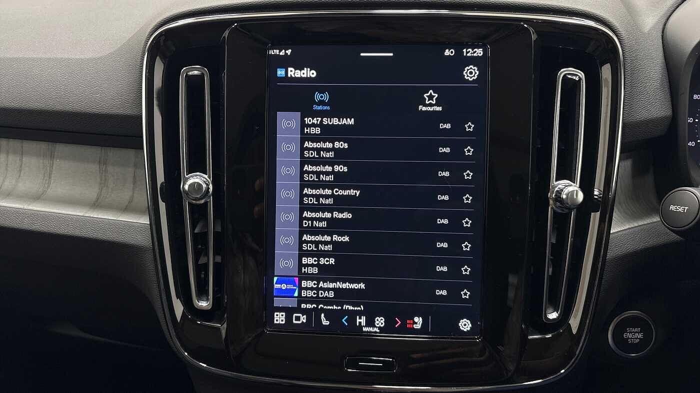 Used Volvo XC40 2024 for sale - 77363742: Photo 37