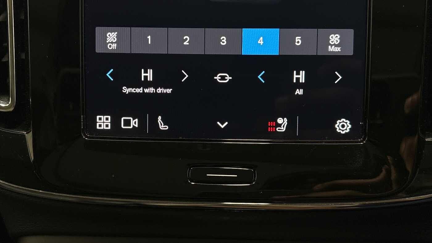 Used Volvo XC40 2024 for sale - 77363742: Photo 40