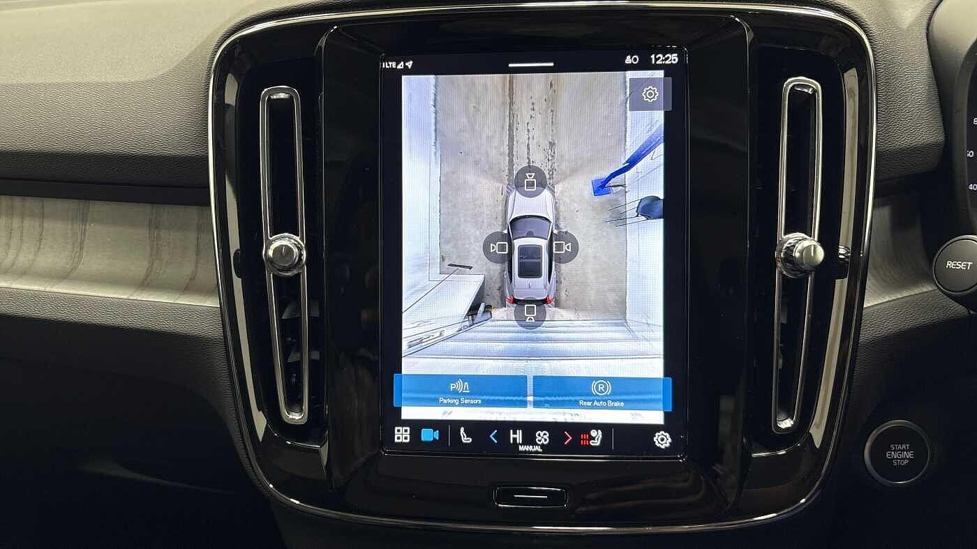 Used Volvo XC40 2024 for sale - 77363742: Photo 42