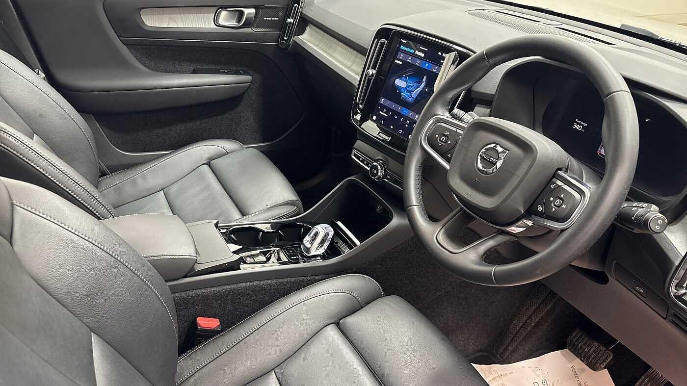 Used Volvo XC40 2024 for sale - 77363742: Photo 9