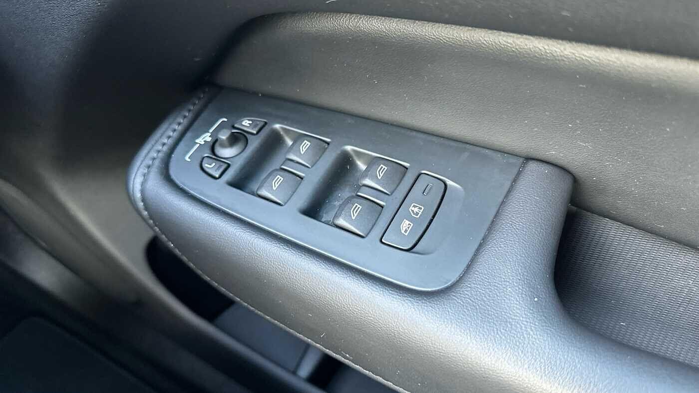 Used Volvo XC60 2024 for sale - 77363734: Photo 24