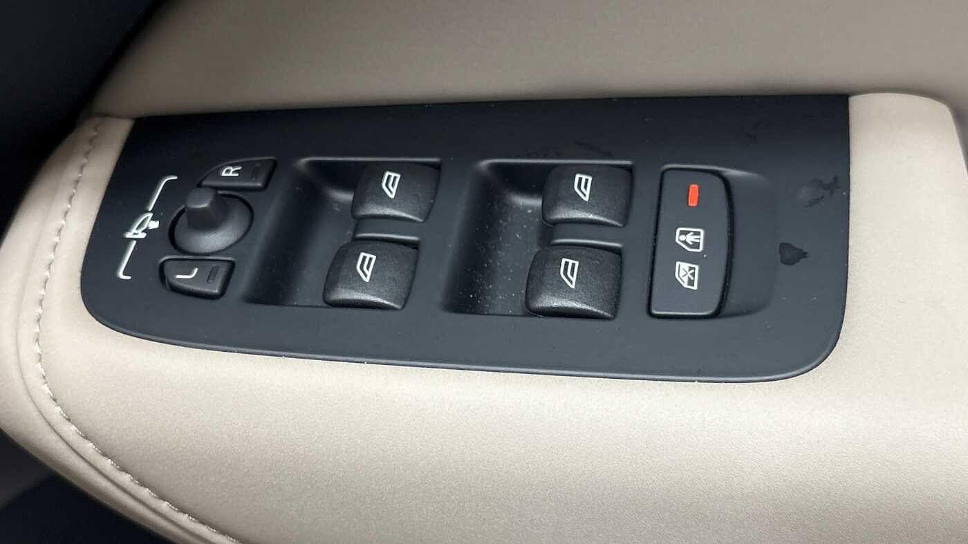 Used Volvo XC60 for sale - 77586771: Photo 24