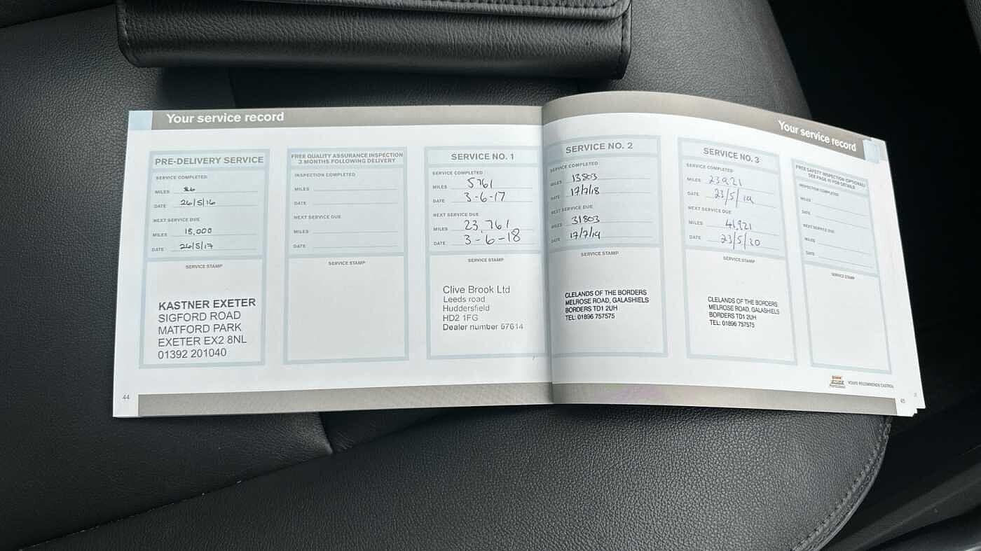 Used Volvo XC70 2016 for sale - 77468217: Photo 16