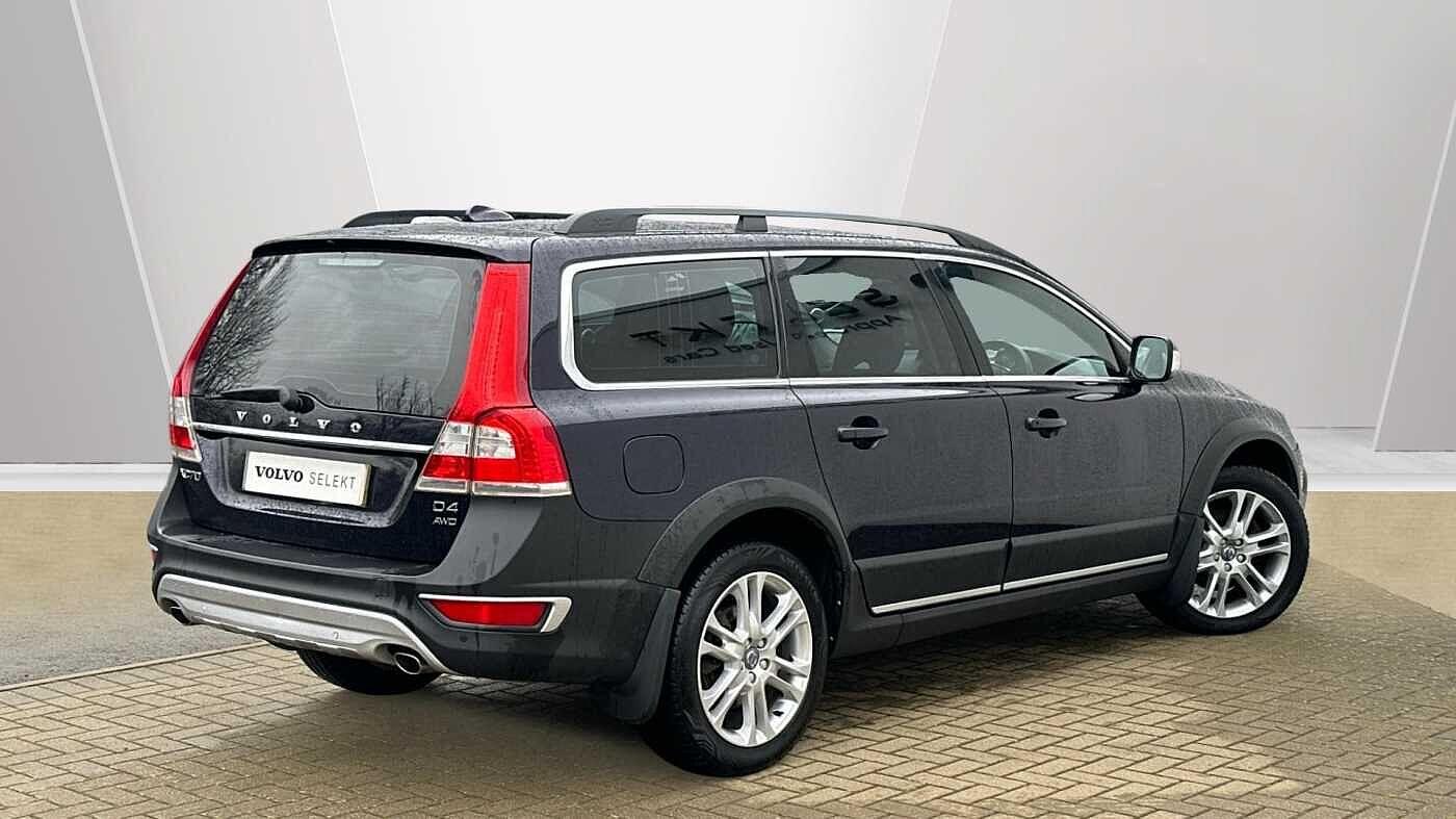 Used Volvo XC70 2016 for sale - 77468217: Photo 2