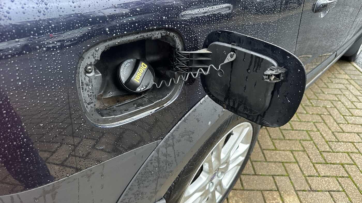 Used Volvo XC70 2016 for sale - 77468217: Photo 37