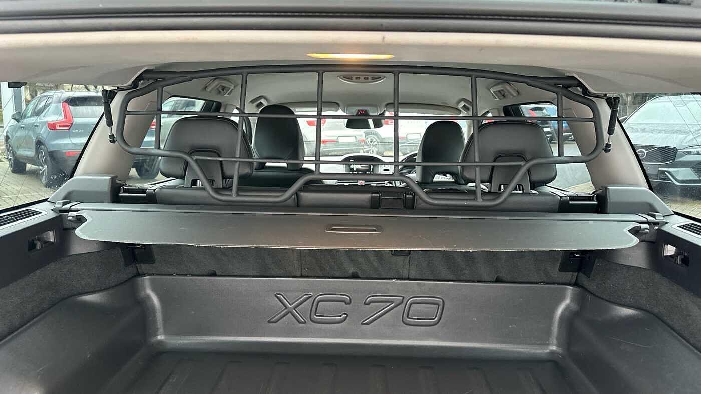 Used Volvo XC70 2016 for sale - 77468217: Photo 41