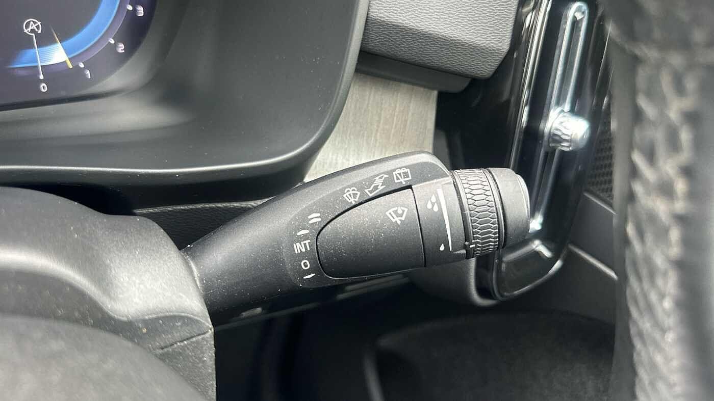 Used Volvo XC40 for sale - 77363765: Photo 23