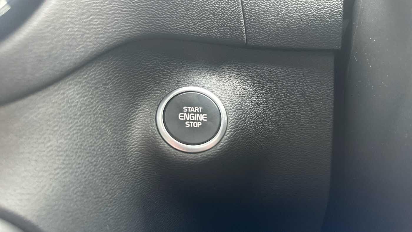 Used Volvo XC40 for sale - 77363765: Photo 27