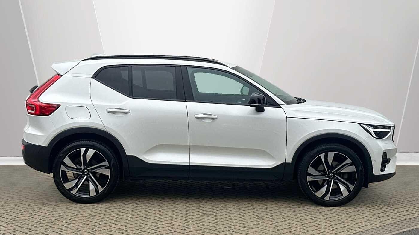 Used Volvo XC40 for sale - 77363765: Photo 3