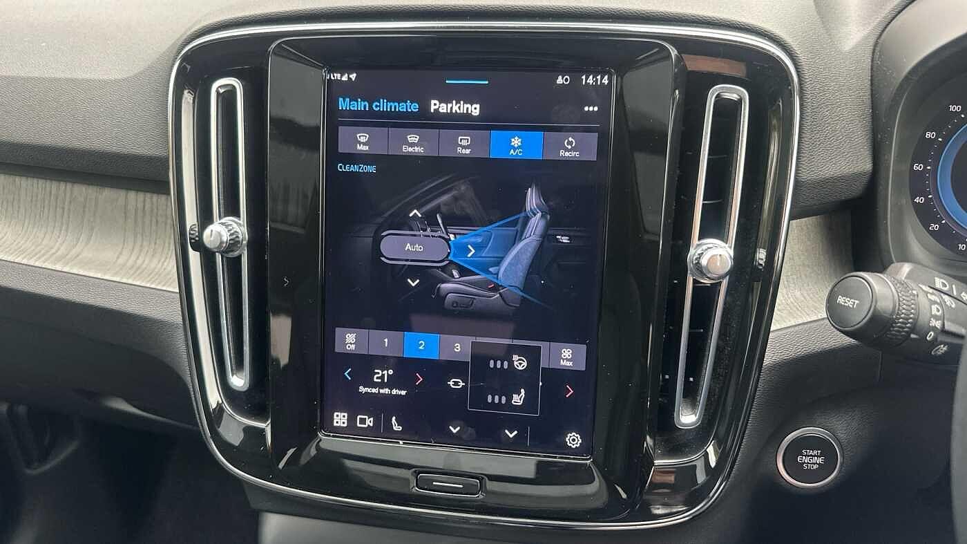 Used Volvo XC40 for sale - 77363765: Photo 32