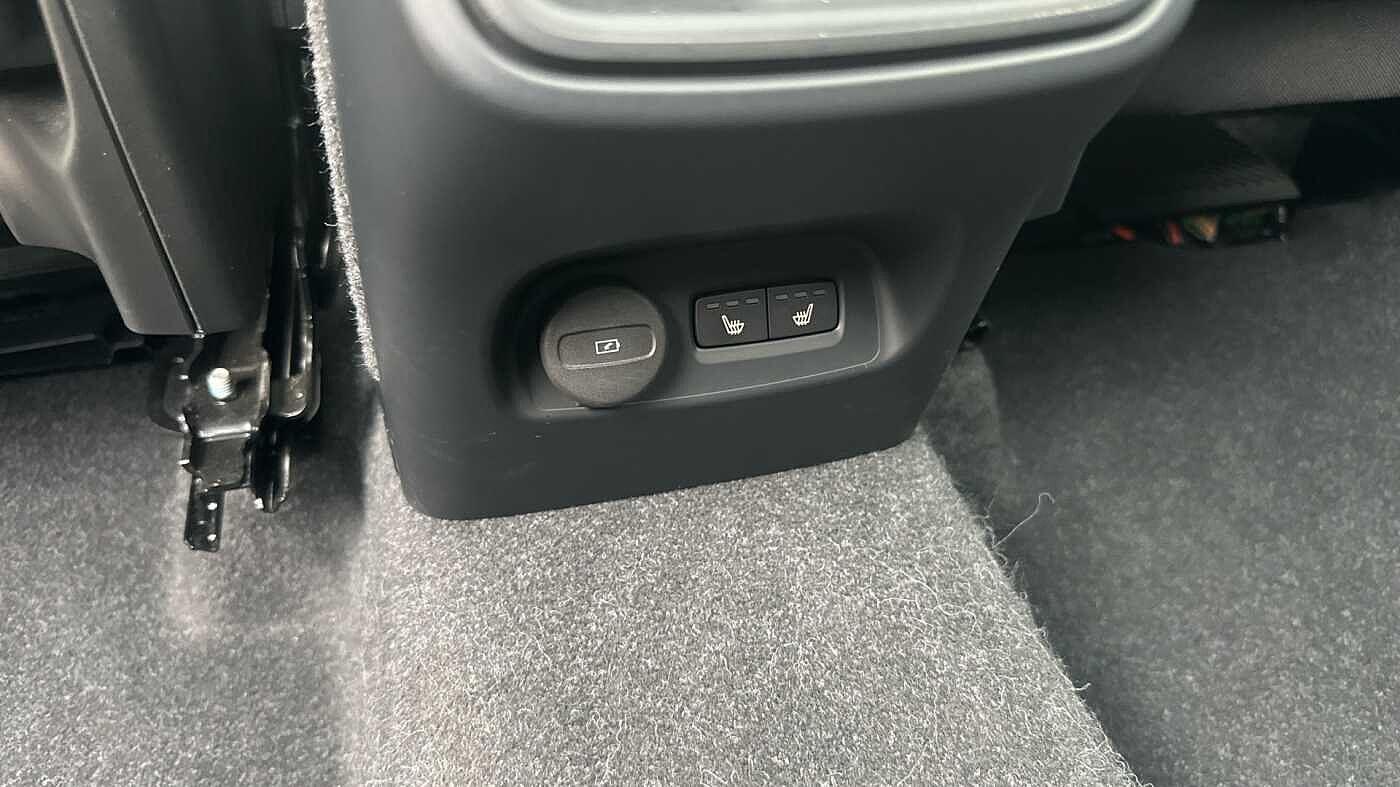 Used Volvo XC40 for sale - 77363765: Photo 42