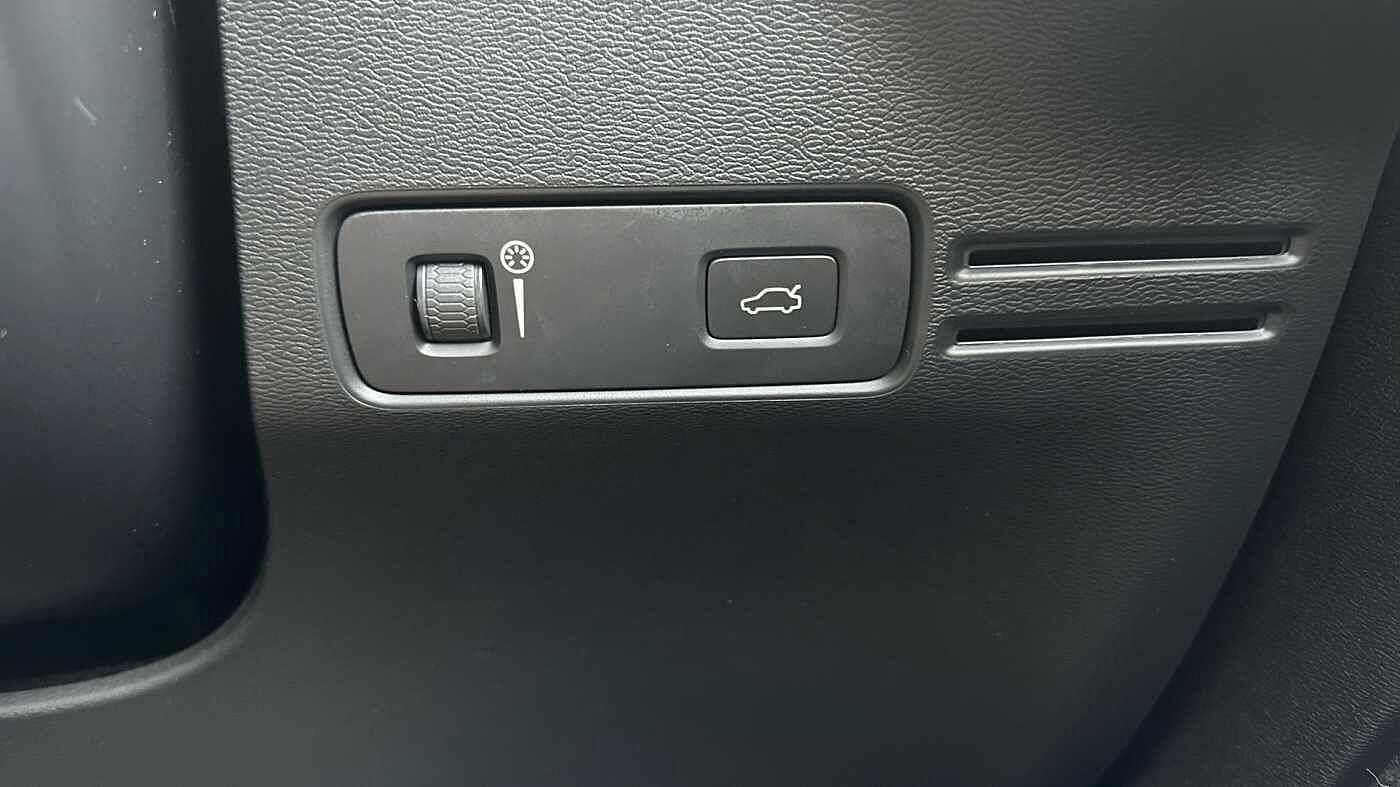 Used Volvo XC40 2020 for sale - 77598243: Photo 37