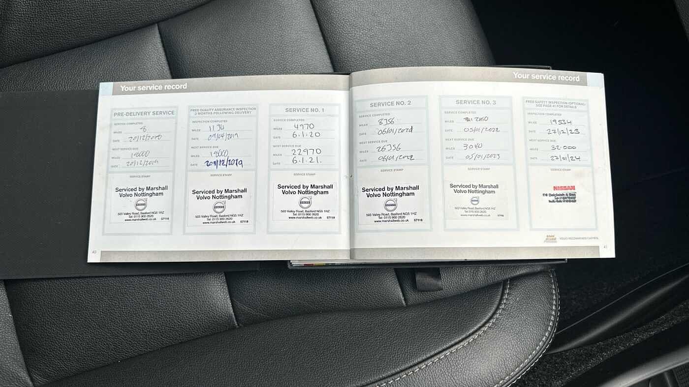 Used Volvo XC40 for sale - 77363740: Photo 16