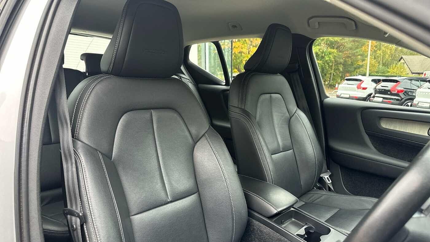 Used Volvo XC40 for sale - 77363740: Photo 26