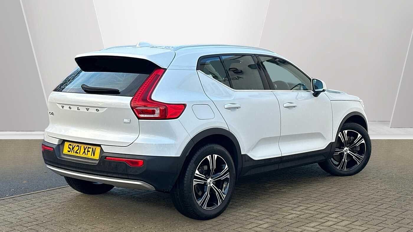 Used Volvo XC40 2021 for sale - 77363738: Photo 2