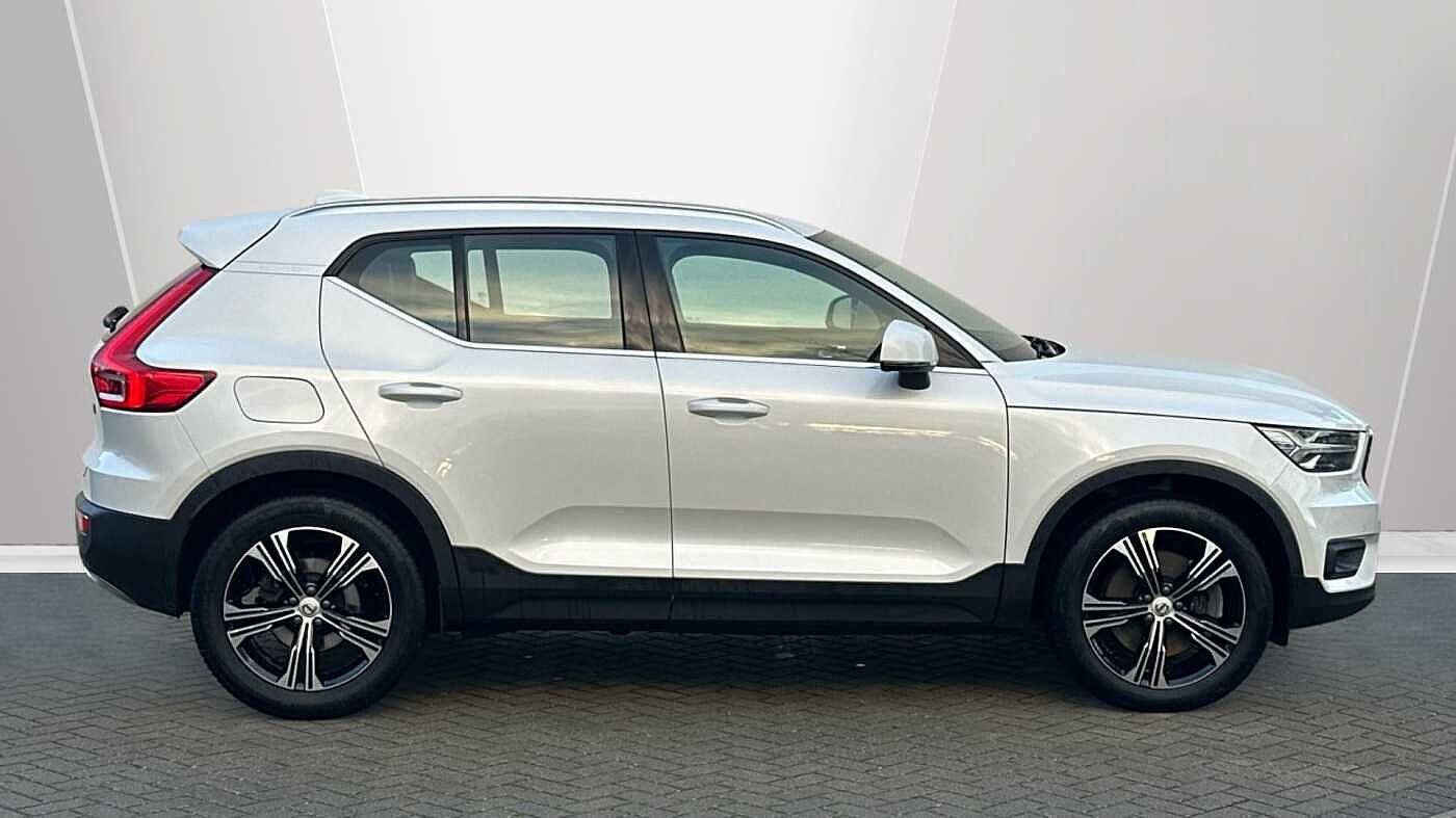 Used Volvo XC40 2021 for sale - 77363738: Photo 3