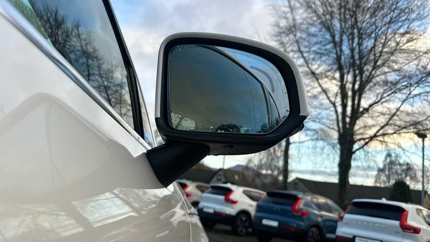 Used Volvo XC40 2021 for sale - 77363738: Photo 38