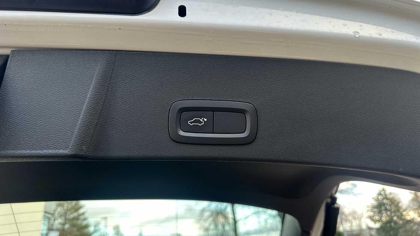 Used Volvo XC40 2021 for sale - 77363738: Photo 43