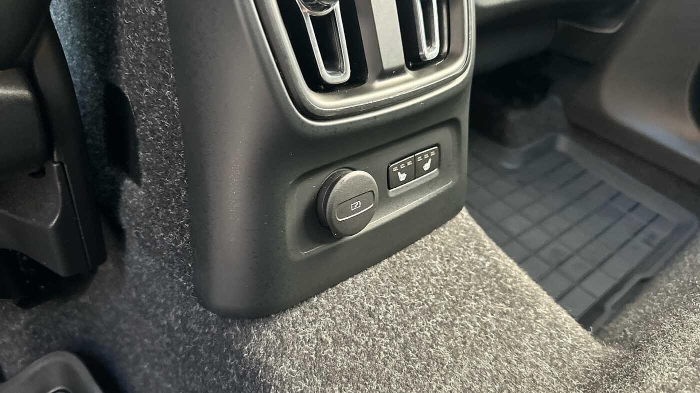 Used Volvo XC40 2021 for sale - 77363738: Photo 44