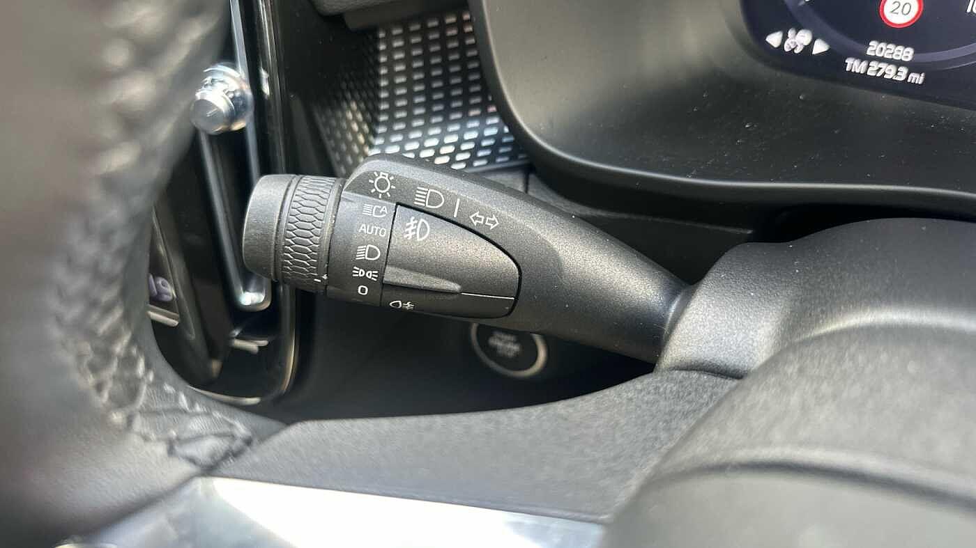 Used Volvo XC40 for sale - 77957615: Photo 21