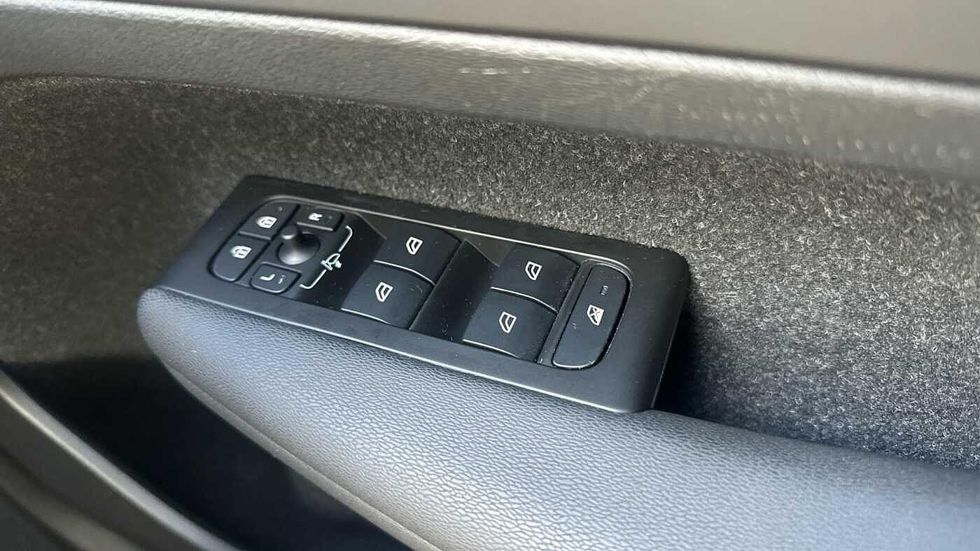 Used Volvo XC40 for sale - 77957615: Photo 25