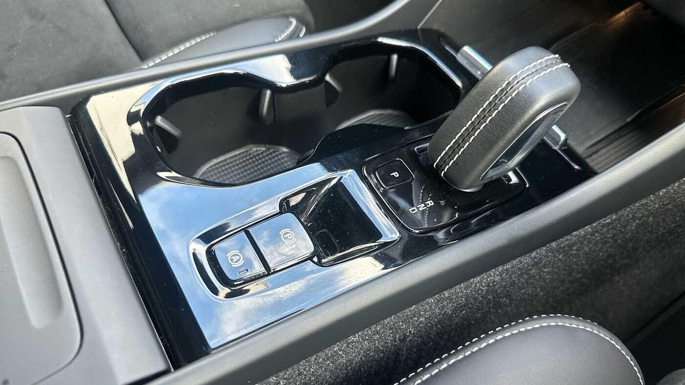 Used Volvo XC40 for sale - 77957615: Photo 27