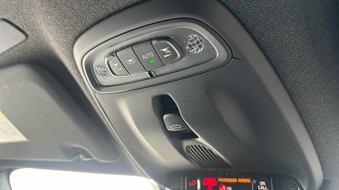 Used Volvo XC40 for sale - 77957615: Photo 28