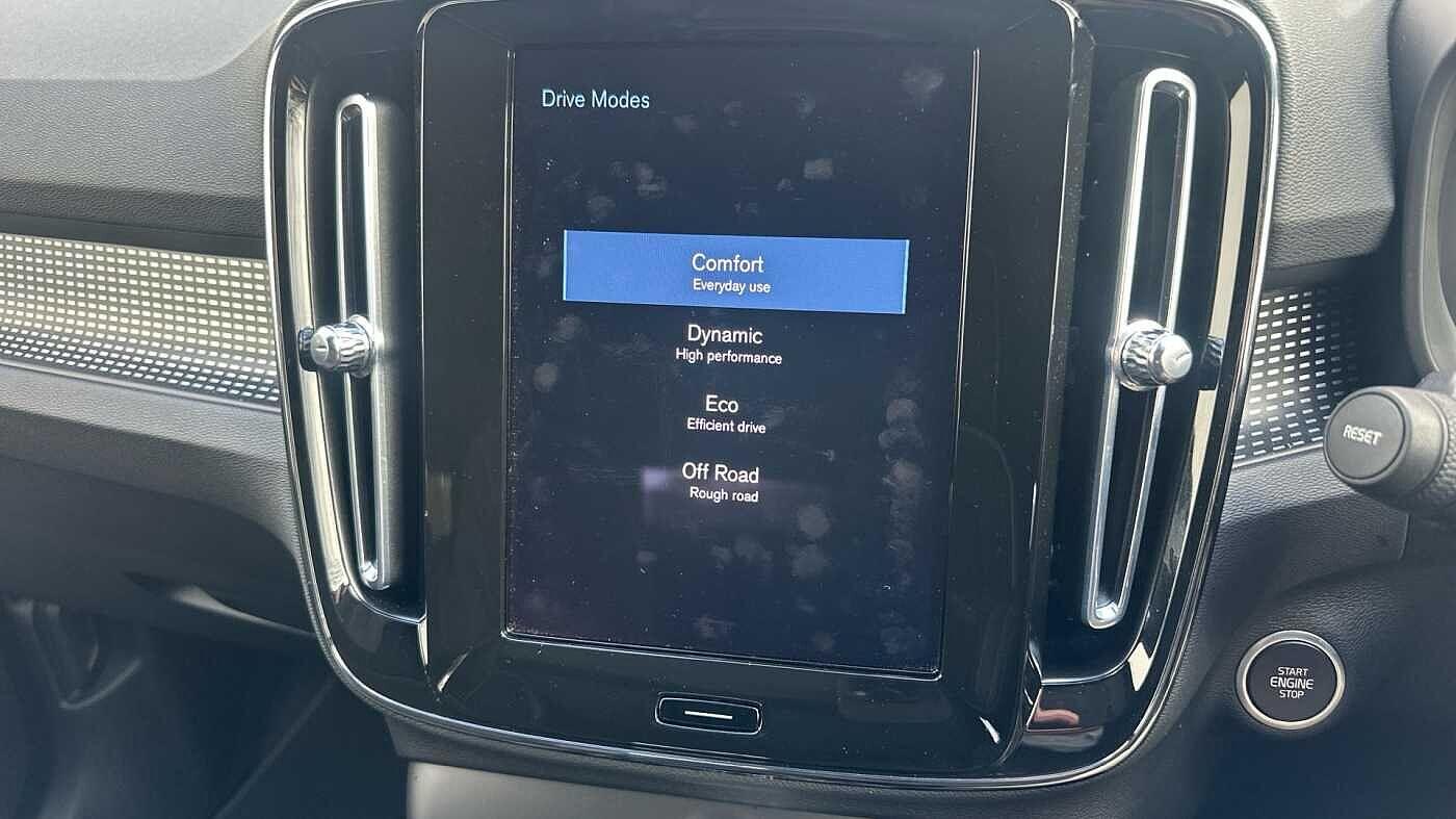 Used Volvo XC40 for sale - 77957615: Photo 34