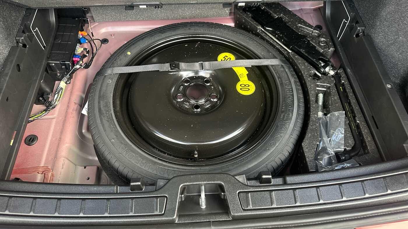 Used Volvo XC40 for sale - 77957615: Photo 48