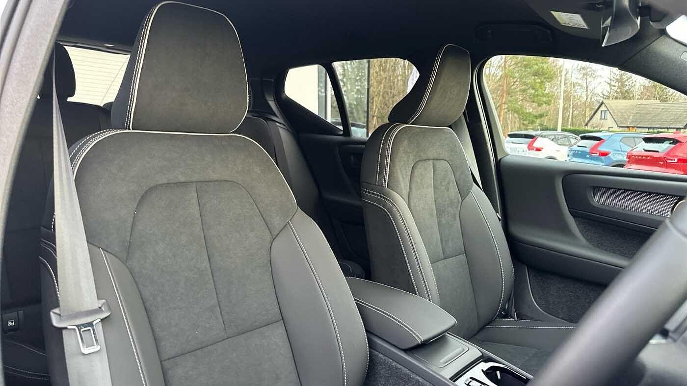 Used Volvo XC40 2024 for sale - 77363764: Photo 11