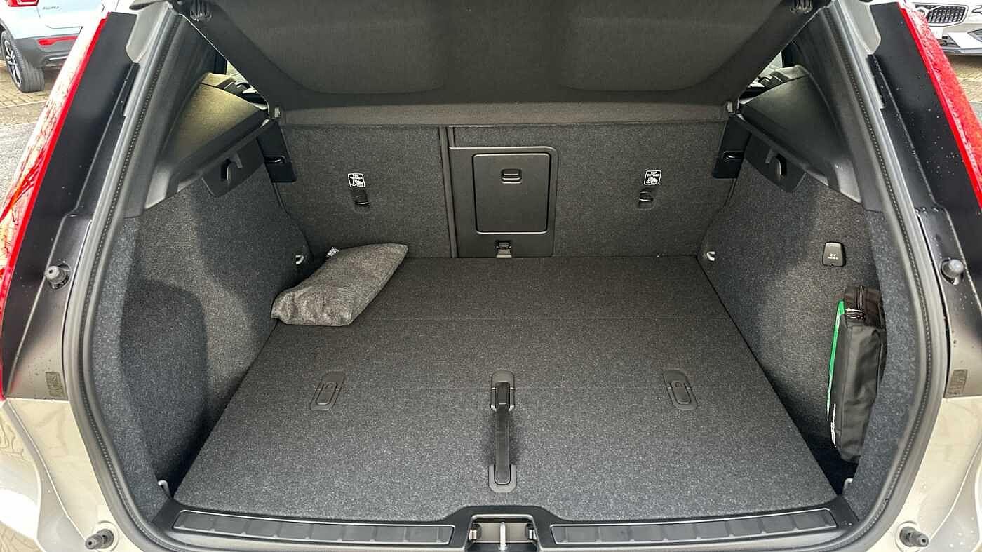 Used Volvo XC40 2024 for sale - 77363764: Photo 19