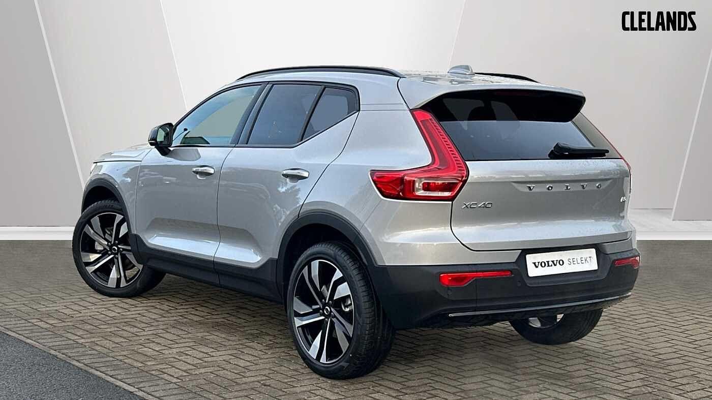 Used Volvo XC40 2024 for sale - 77363764: Photo 2