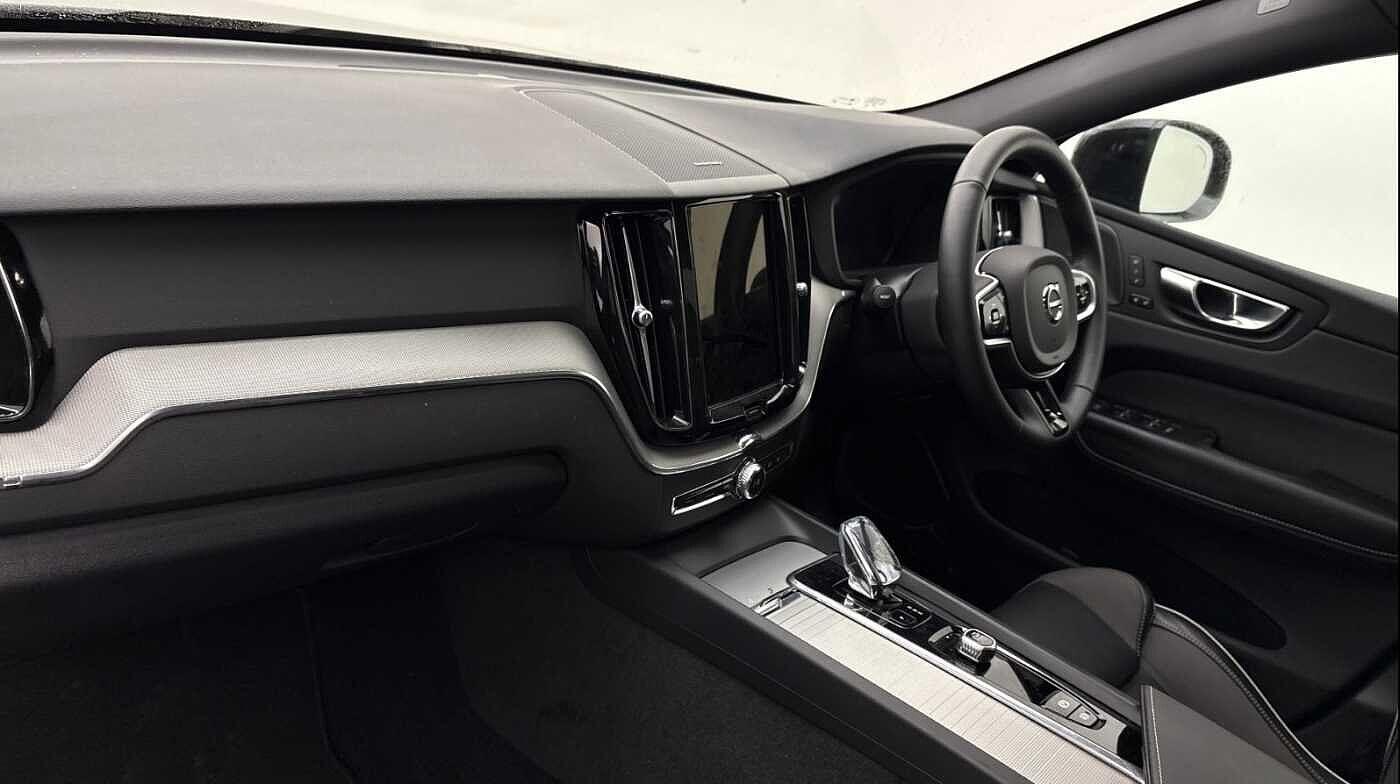 Used Volvo XC60 2025 for sale - 77363739: Photo 4