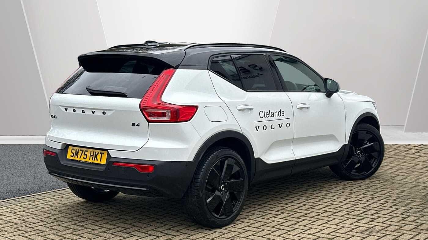 Used Volvo XC40 2025 for sale - 77363760: Photo 2