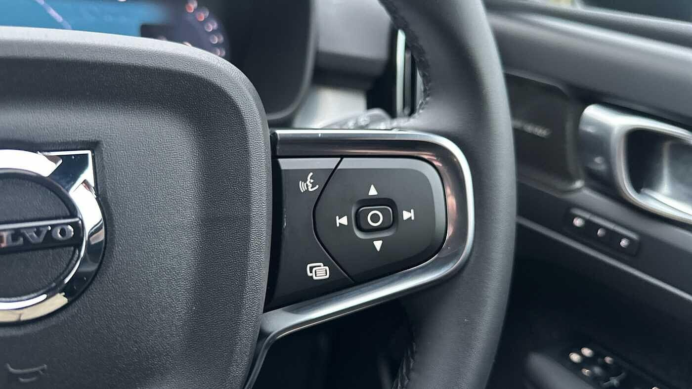 Used Volvo XC40 2025 for sale - 77363760: Photo 22