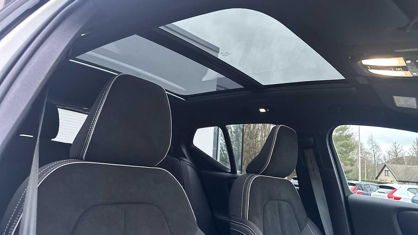 Used Volvo XC40 2025 for sale - 77363760: Photo 28