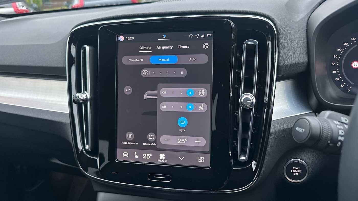 Used Volvo XC40 2025 for sale - 77363760: Photo 31