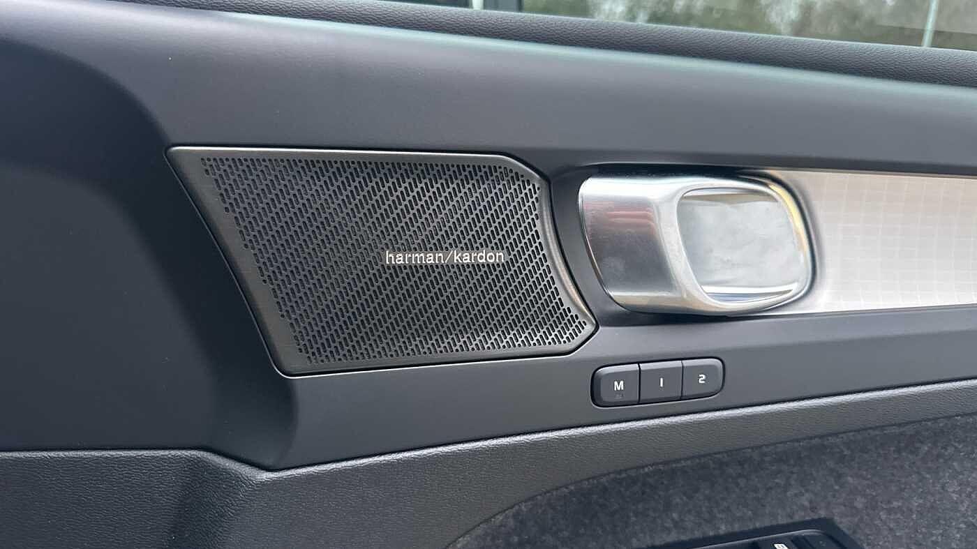 Used Volvo XC40 2025 for sale - 77363760: Photo 36