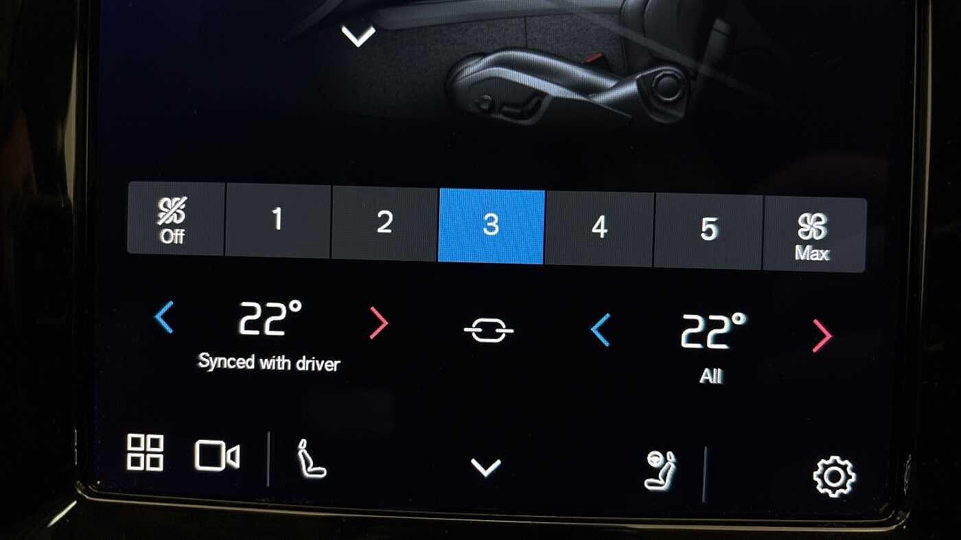 Used Volvo XC60 2022 for sale - 77363751: Photo 40