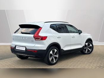 Used Volvo XC40 2023 for sale - 77738750: Photo
