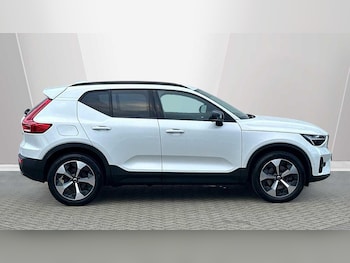 Used Volvo XC40 2023 for sale - 77738750: Photo