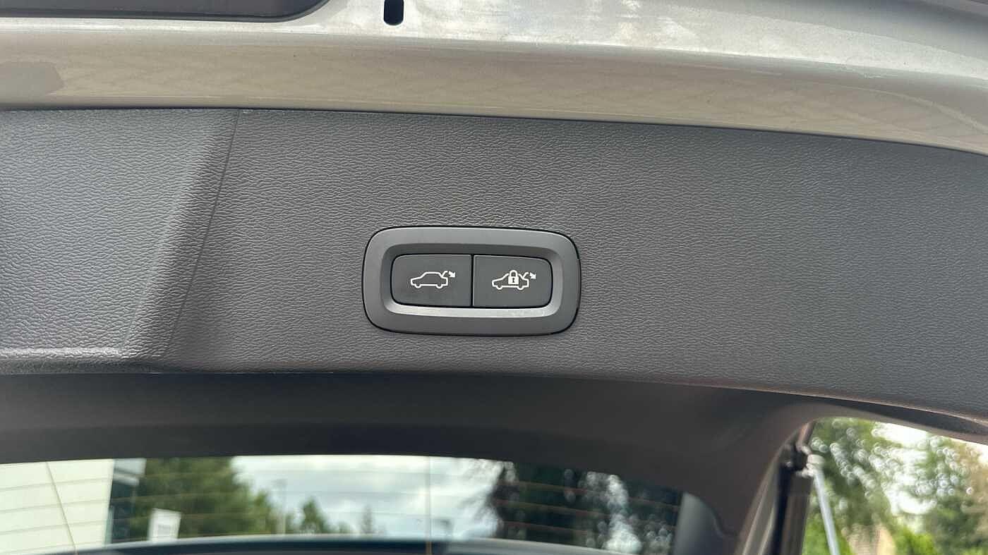 Used Volvo XC40 2025 for sale - 77363761: Photo 39