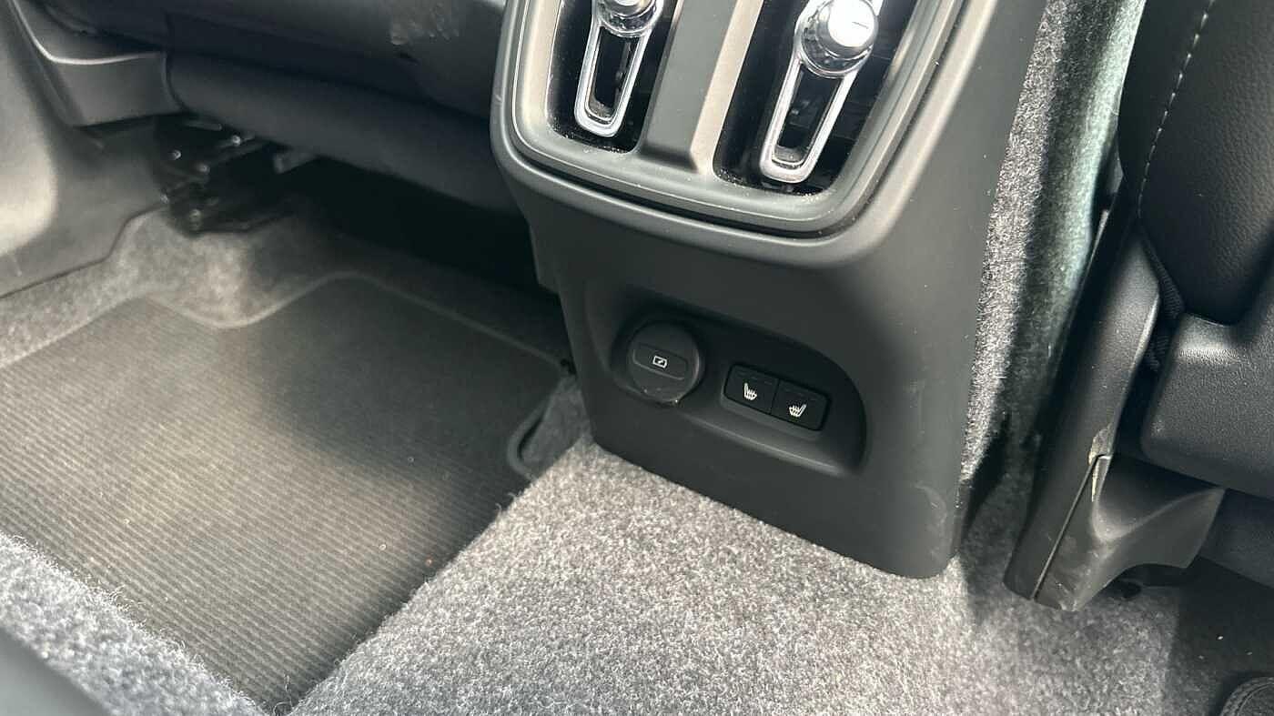 Used Volvo XC40 2025 for sale - 77363761: Photo 40