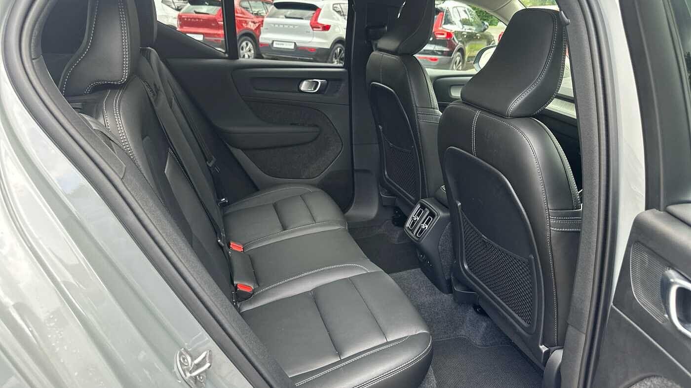 Used Volvo XC40 2025 for sale - 77363761: Photo 8