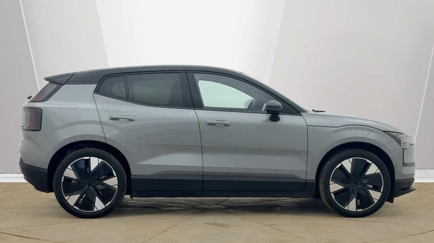 Used Volvo EX30 2025 for sale - 77768892: Photo 2