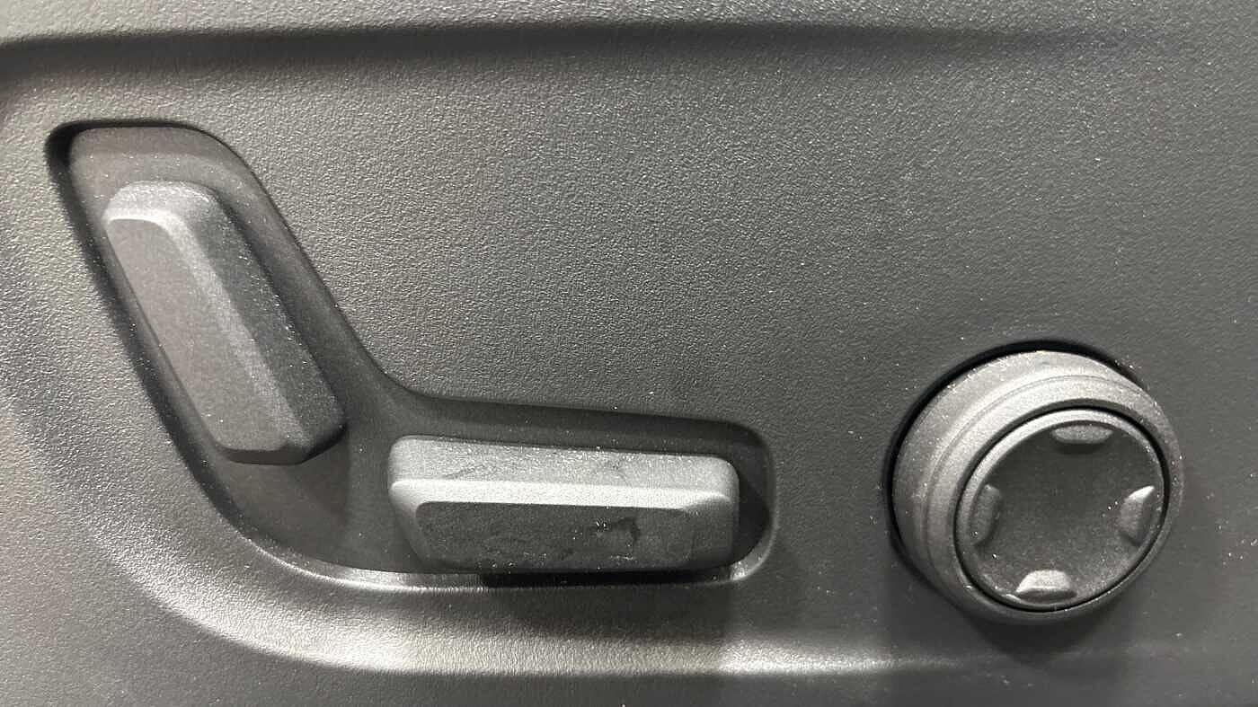 Used Volvo XC40 2025 for sale - 77363752: Photo 26