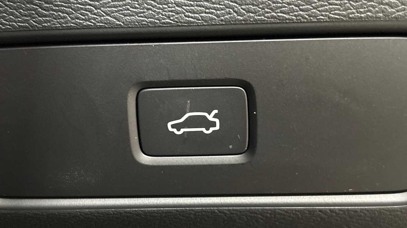 Used Volvo XC40 2025 for sale - 77363752: Photo 28