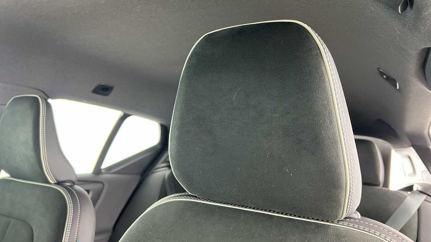 Used Volvo XC40 2021 for sale - 77363750: Photo 11